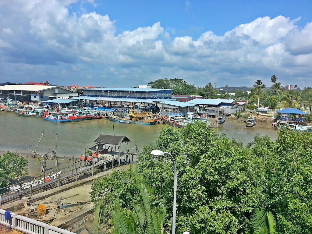 Sakiza View Hotel Mersing Exterior photo