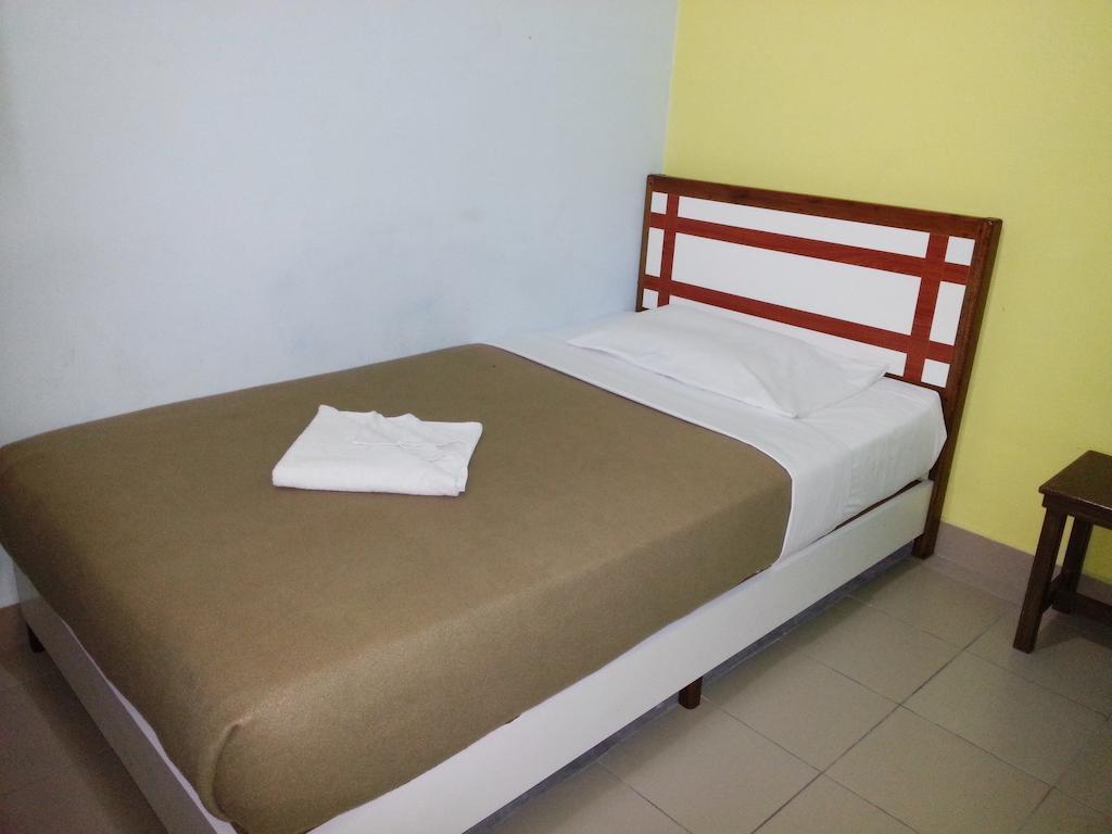 Sakiza View Hotel Mersing Room photo